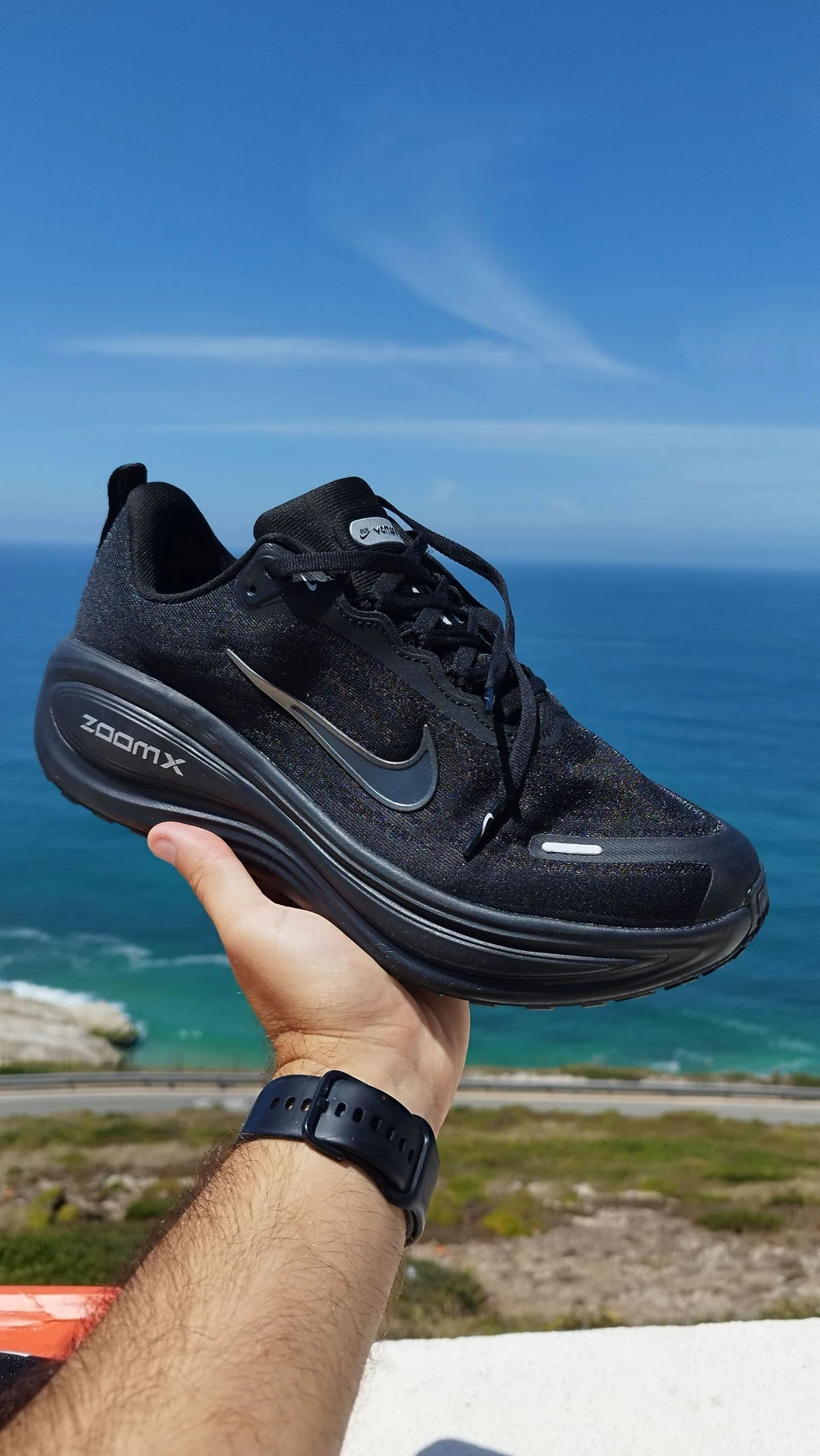 Tenis Vomero Plus – photo 2
